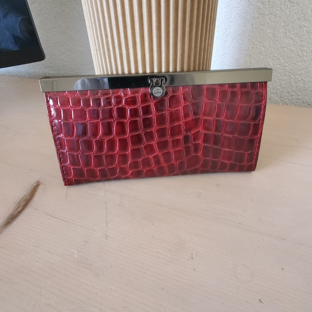 Beautiful CM Gun Metal Trim Burgundy Faux Croc PVC  Wallet Organizer Clutch NEW
